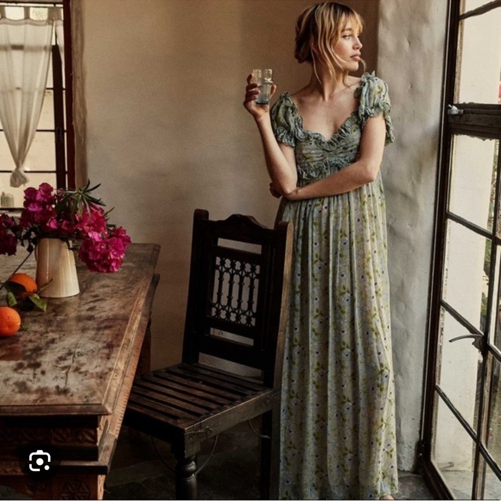 Doen Sage Green Floral Puff-Sleeve Maxi Dress